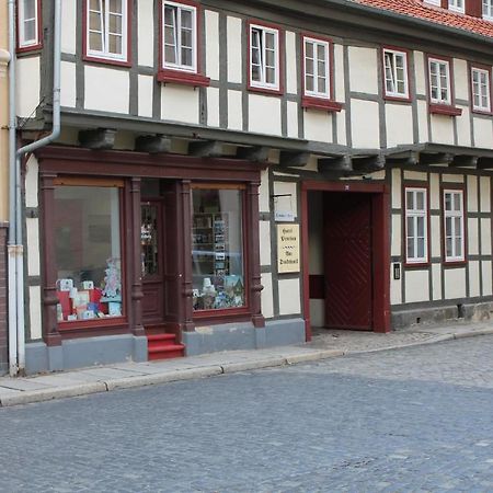 Hotel Am Stadtwall เควดลินบวร์ก ภายนอก รูปภาพ